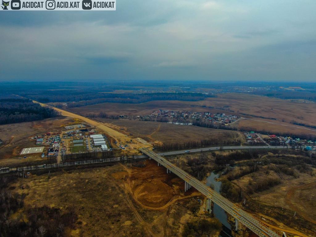 Приезжий похитил балки со строящейся автодороги