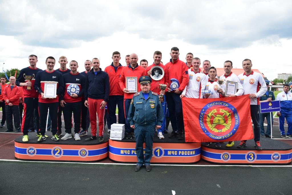 Подольские огнеборцы выступили на летнем чемпионате по пожарно-спасательному спорту 