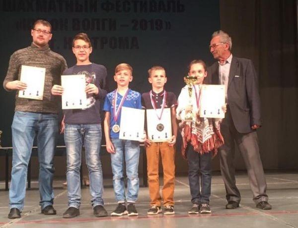 Юные шахматисты отлично выступили в Костроме