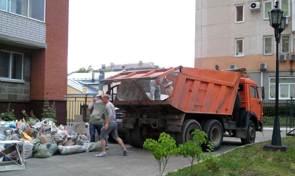 Куда выбросить строительный мусор в Подольске, не нарушая закон