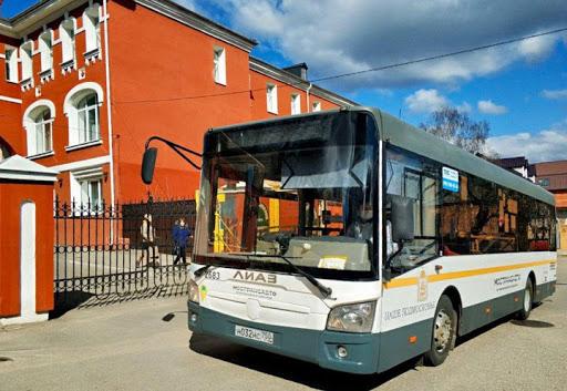 «Мострансавто» организовало перевозку врачей и медицинского персонала