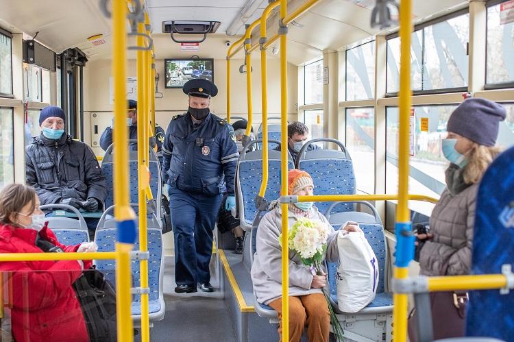 Рейд по соблюдению масочного режима в общественном транспорте