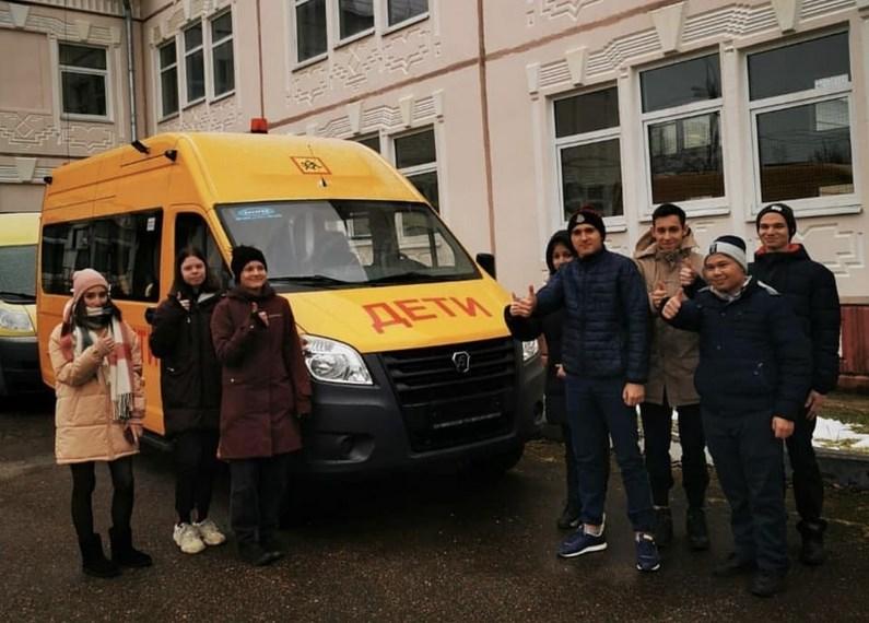 В школу поселка МИС и Сынково поставлены школьные автобусы «Газель»