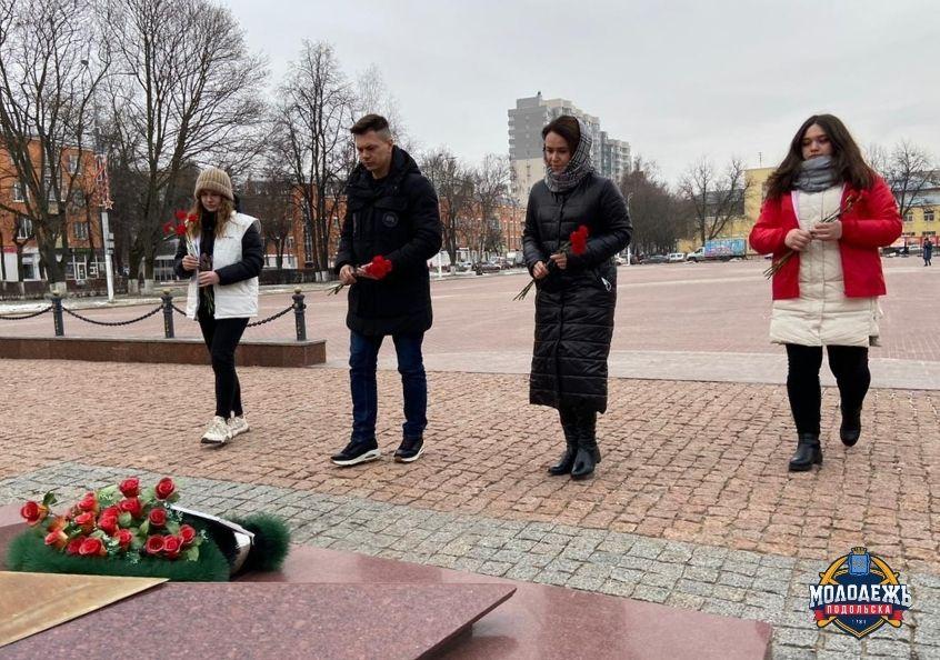 В День Неизвестного солдата почтили память павших