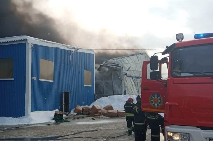 Ликвидация пожара на промзоне в Подольске