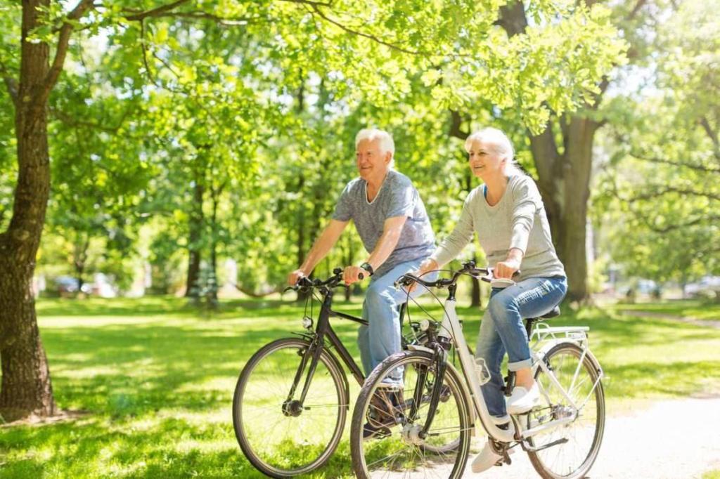 Для старшего поколения теперь доступны бесплатные велопрогулки