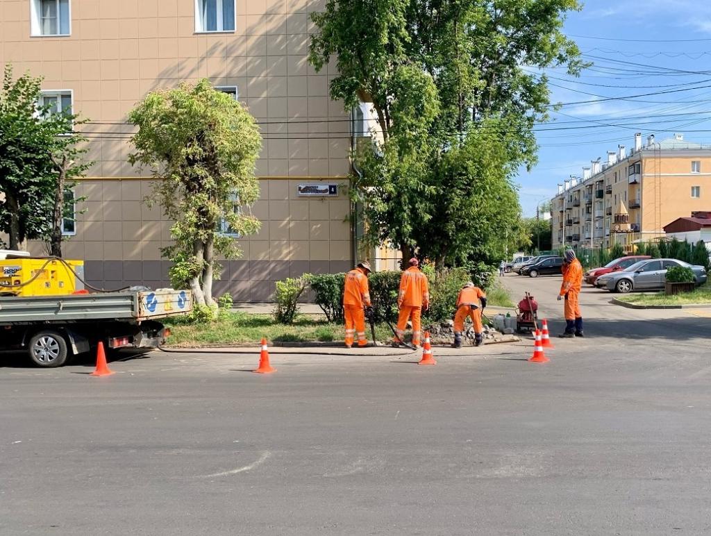 В мкр. Климовск обустраивают подходы к новому переходу