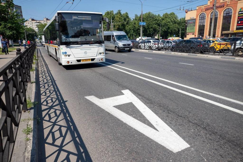 Выделенные полосы для общественного транспорта стали причиной пробок