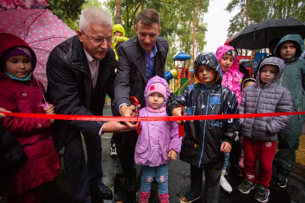 Новая детская площадка в посёлке Александровка