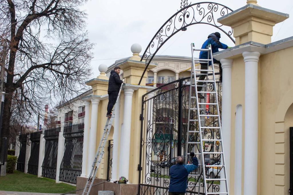 Продолжается реконструкция парка им. В. Талалихина