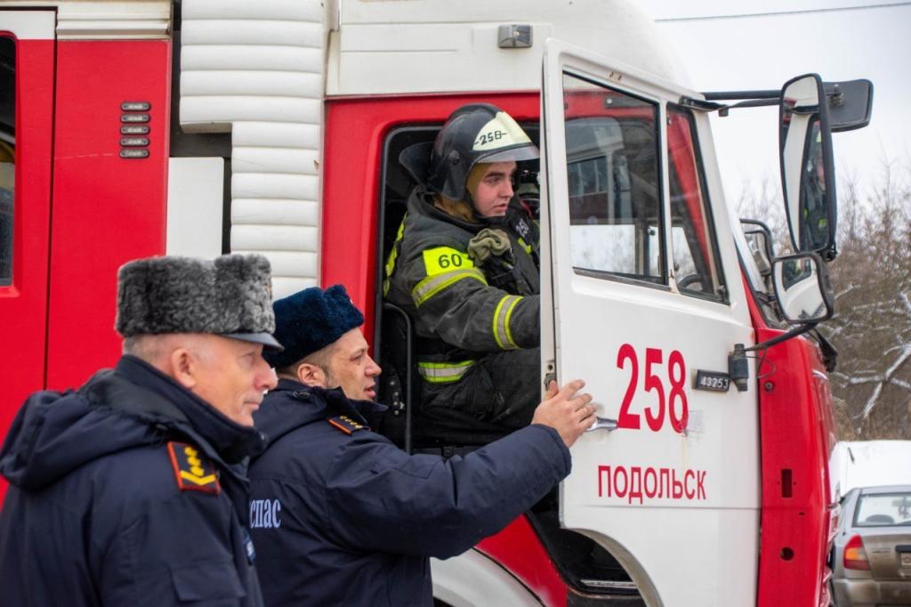 Пожарные приступили к несению боевого дежурства в здании нового депо