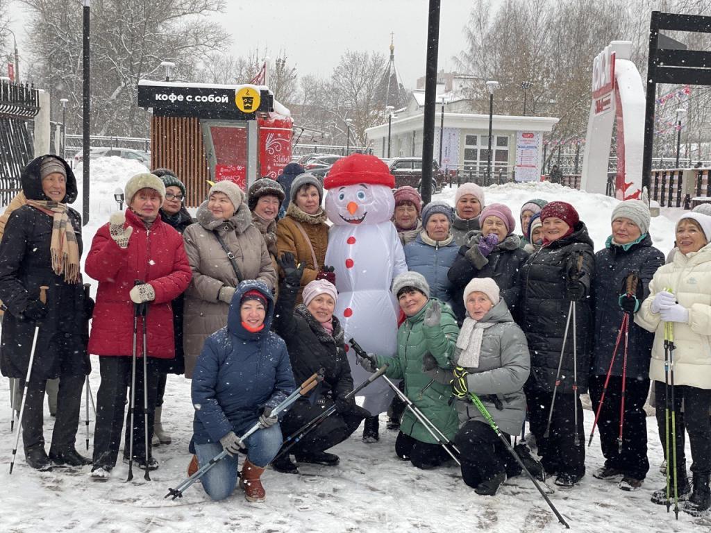 В Парке культуры и отдыха имени Талалихина  состоялась акция «Согревающие объятия»