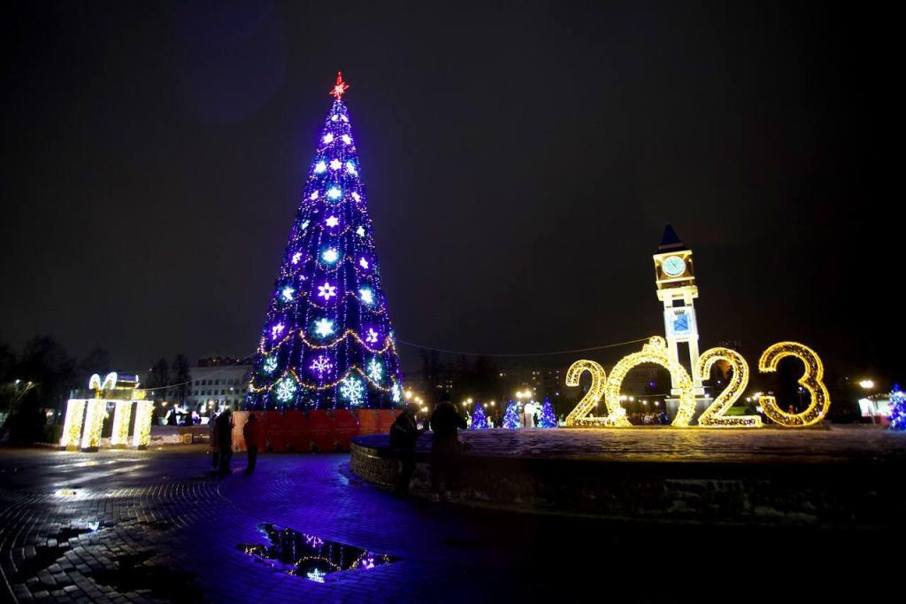В Подольске торжественно зажгли огни на главной новогодней елке