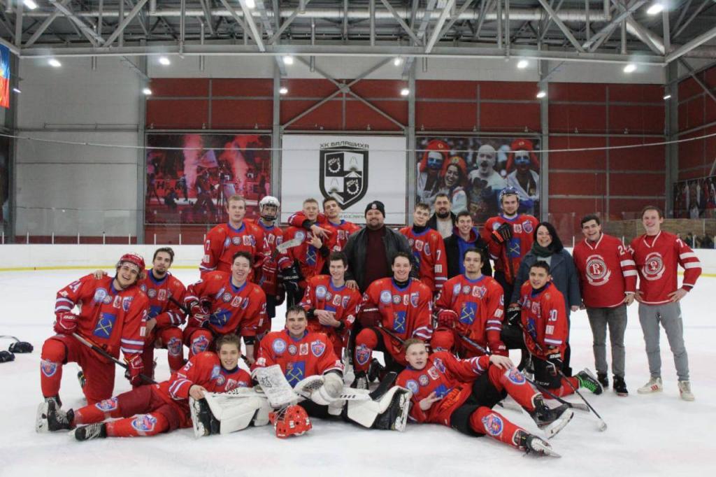 Подольская хоккейная команда вновь одержала победу