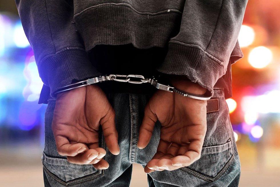 В Подольске сотрудники полиции задержали подозреваемого в краже мобильного телефона
