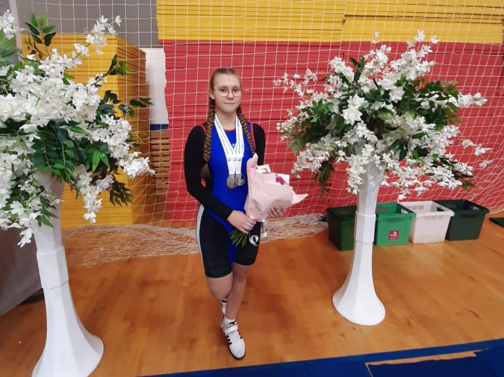 Подольская тяжелоатлетка завоевала серебро первенства России 