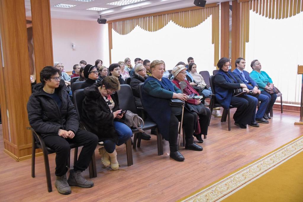 В этом году 37 детей-сирот и ребят, оставшихся без попечения родителей, будут обеспечены жильем