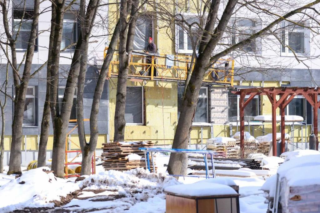 Капитальный ремонт гимназии имени Подольских курсантов завершен на 70 %