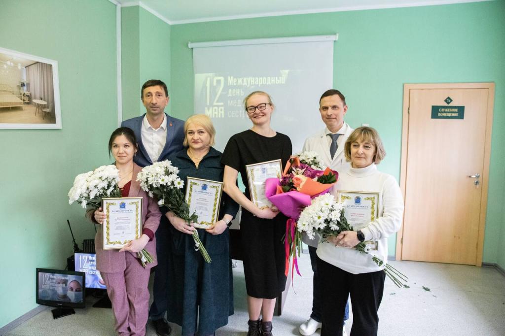 В Подольске наградили отличившихся медицинских сестер в честь их профессионального праздника