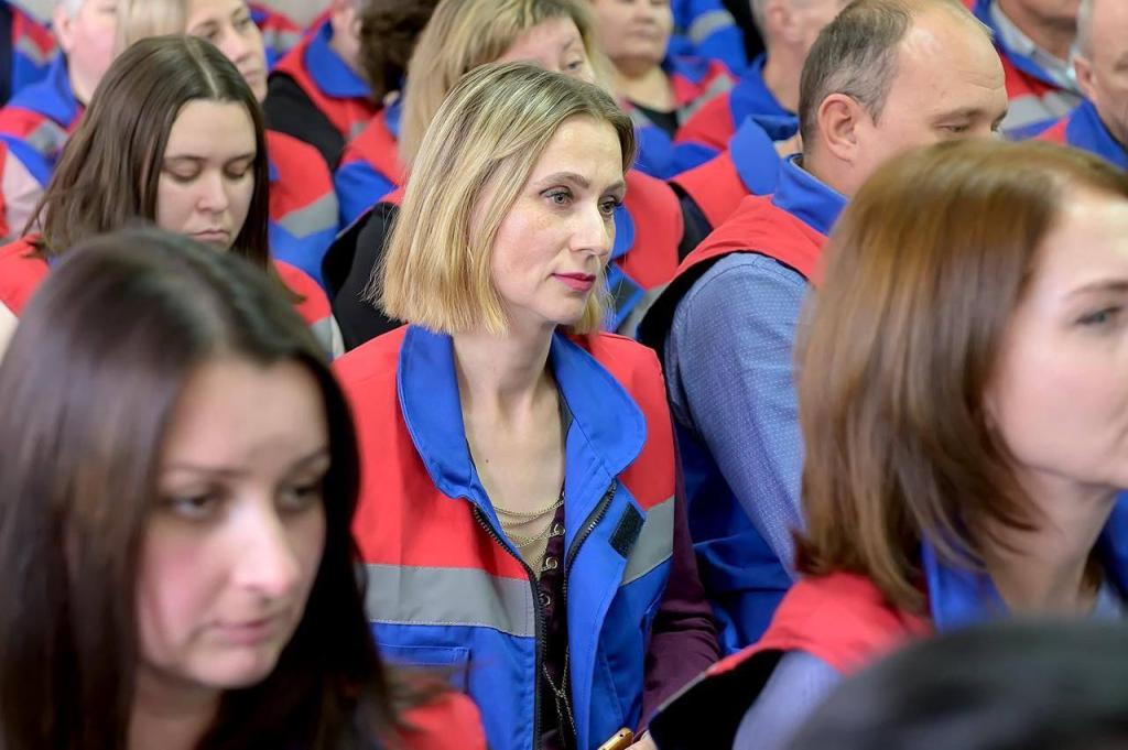 Выездная администрация приехала к коллективу Подольского завода электромонтажных изделий
