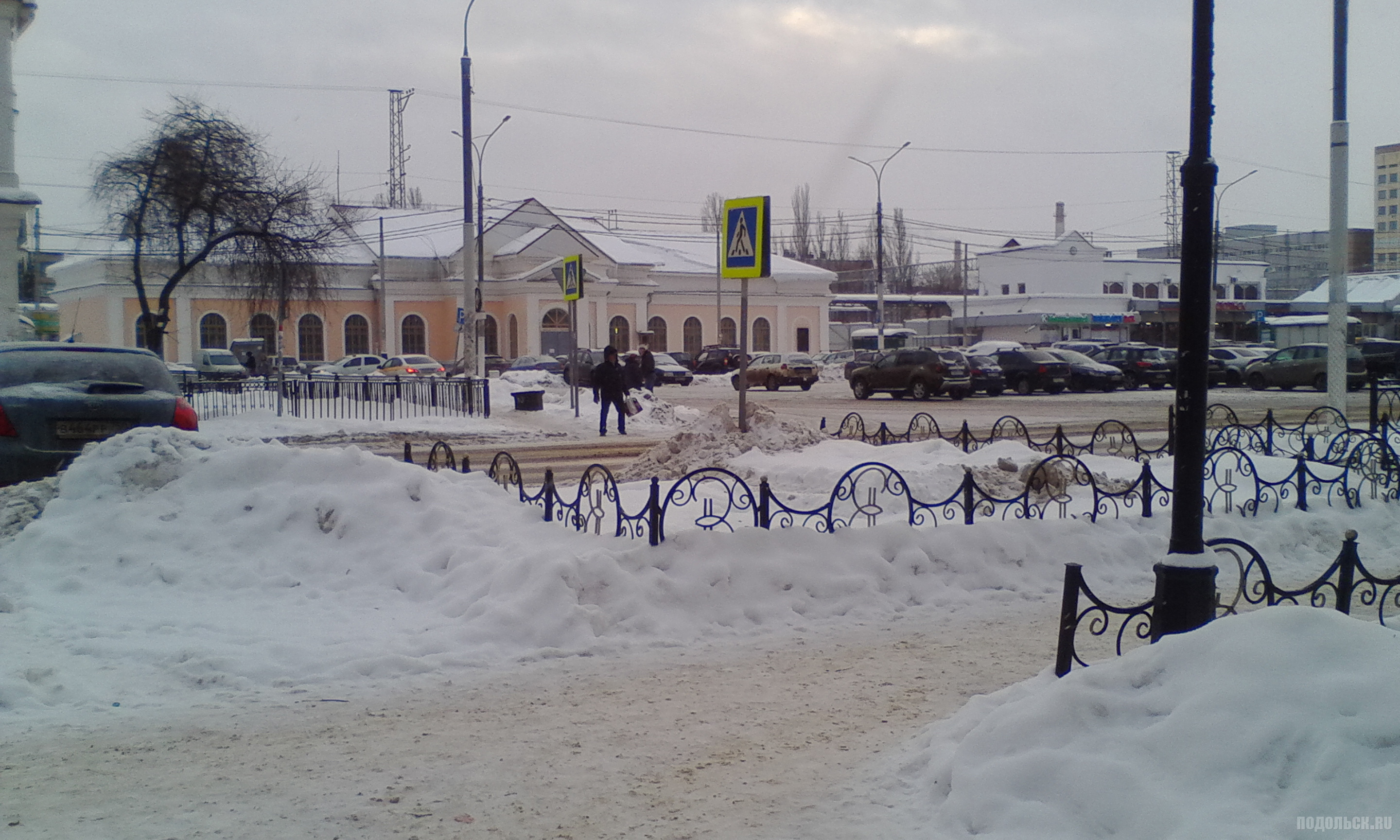 В подольске на сегодня по часам. Подольск Вокзальная площадь. Вокзальная площадь 10 в Подольске. Подольск я люблю Подольск. Вокзальная 8 Подольск.