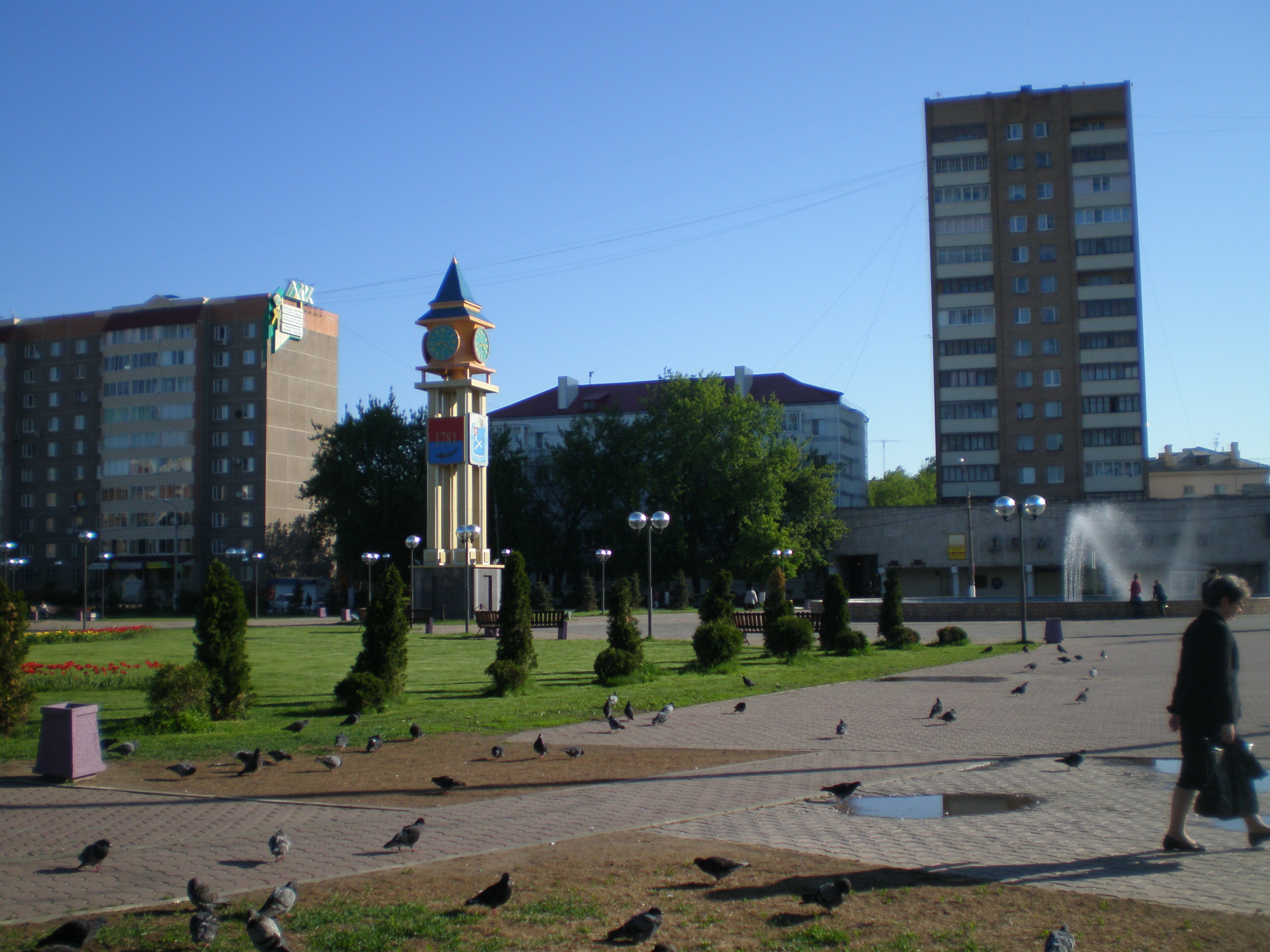 Г подольск п. Сквер поколений Подольск. Город Подольск площадь Ленина. Город Подольск сквер поколений.