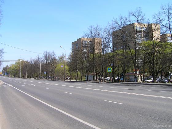 Пустое шоссе