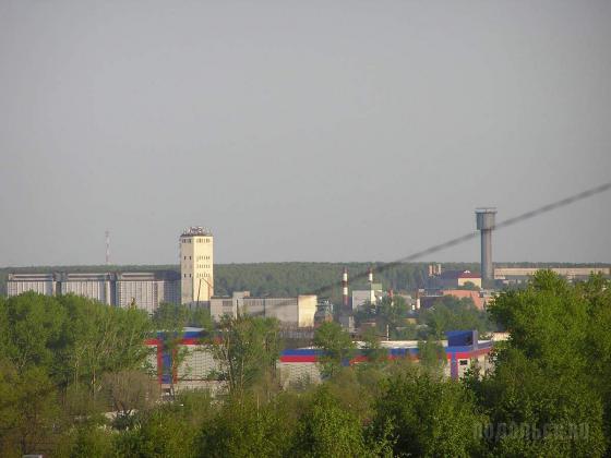 Вид с Профсоюзной на цемзавод 