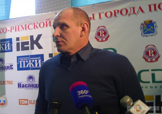 Александр Карелин