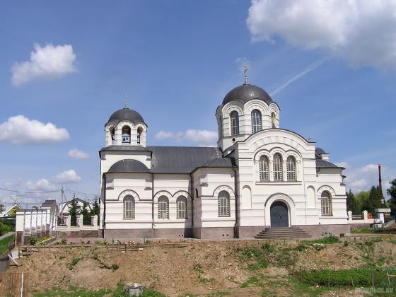 Храм Иоанна Богослова в Сынкове