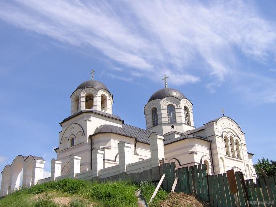 Храм Иоанна Богослова в Сынкове 