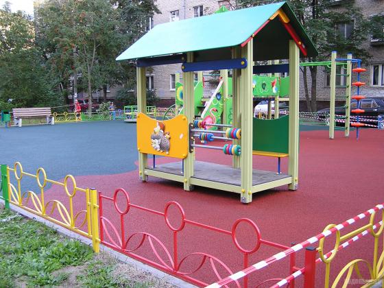Новая детская площадка в Климовске