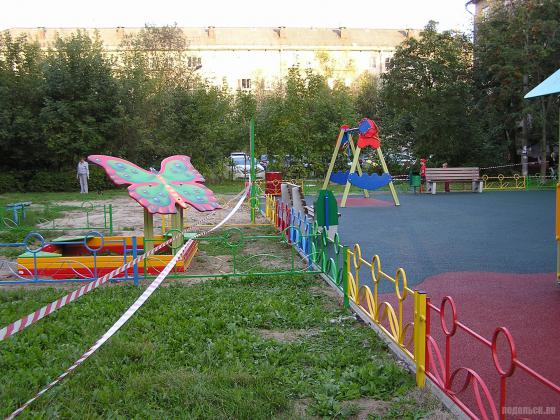 Новая детская площадка в Климовске 