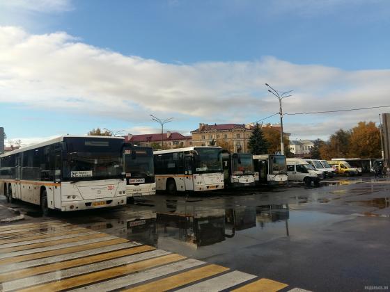 Автобусы на автостанции Подольск. 4 октября 2018 