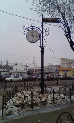 Екатерининский сквер, часы. Март 2019 