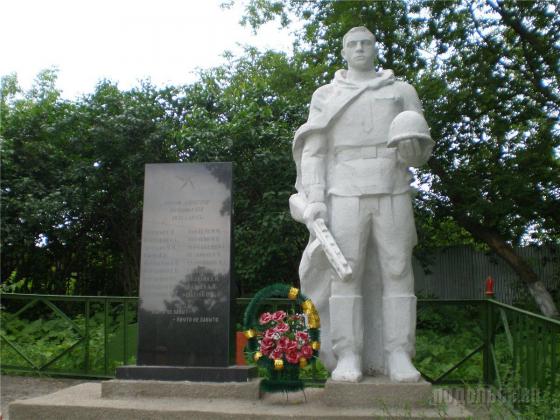 Памятник жителям д. Девятское, погибшим на войне 