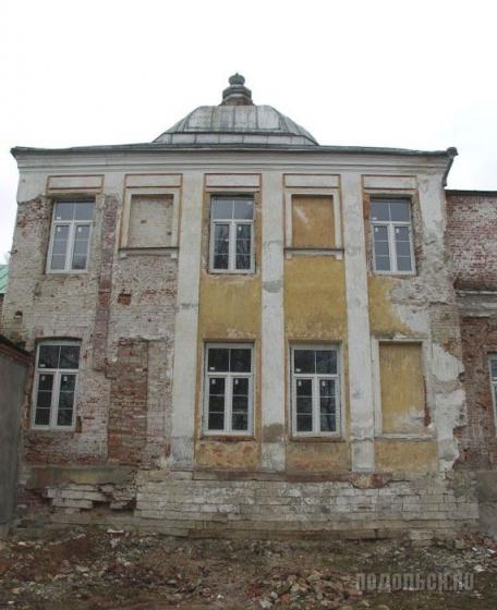 Помещение бывшей домовой Михаило-Архангельской церкви 