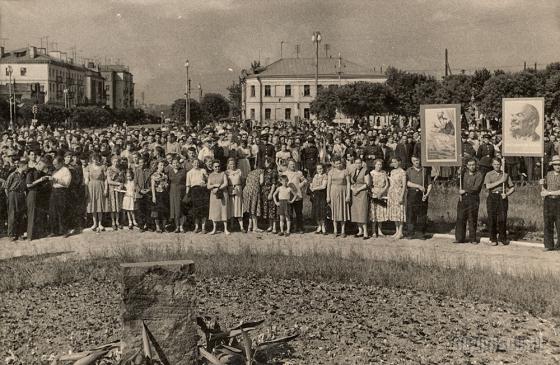 Подольск. Закладной камень памятника Ленину 