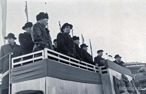 Открытие памятника Ленину, 29.10.1958 г. 