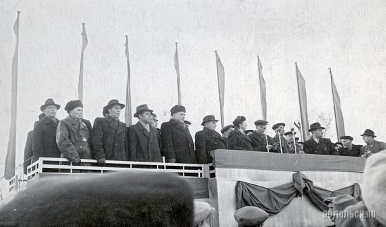 Открытие памятника Ленину, 29.10.1958 г. 