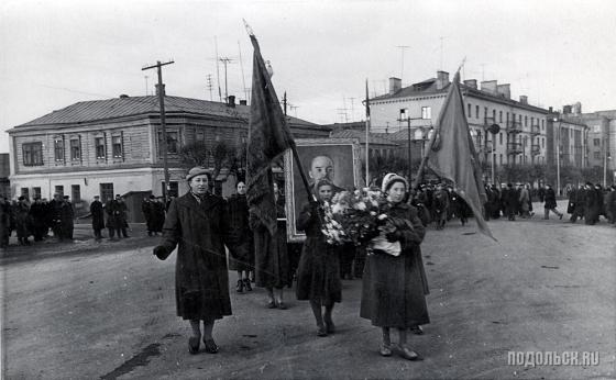 Открытие памятника Ленину, 29.10.1958 г. 