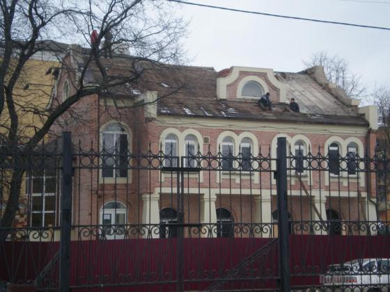 Подольск, разбор здания на Вокзальной площади 