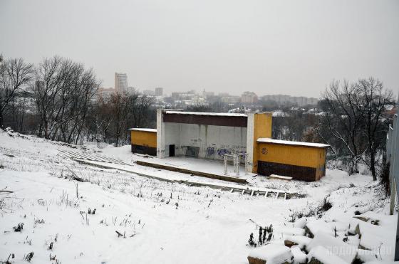 Летняя эстрада в парке Талалихина 