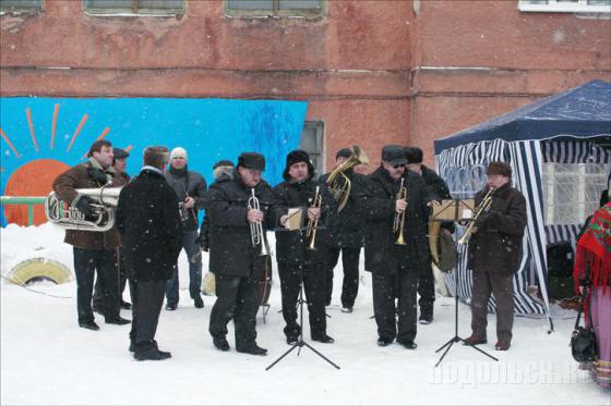 Джаз-оркестр " Мелодия" под управлением К. Моисеева