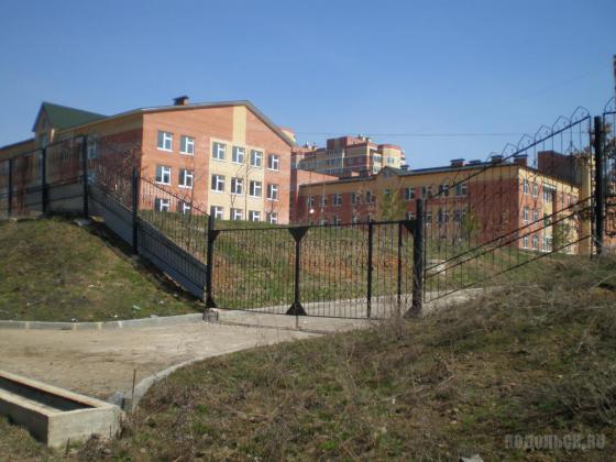 Школа в "Родниках" 