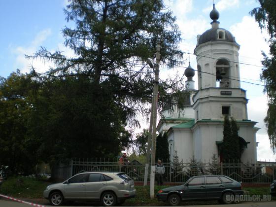 Храм в Остафьево 