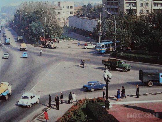 Площадь Ленина, 1980 
