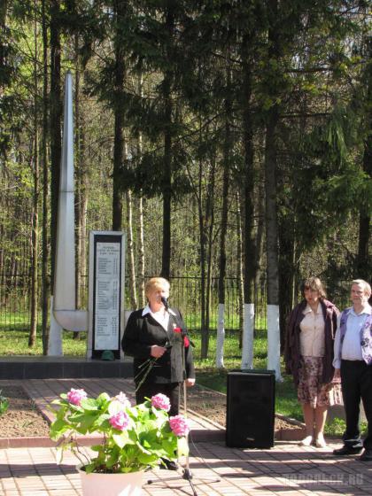 Памятник павшим землякам в пос. Поливаново