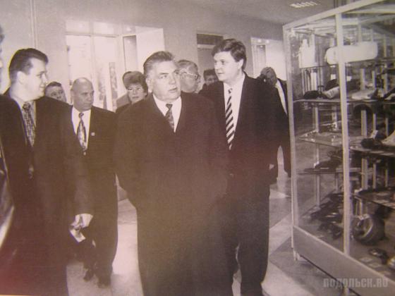 Открытие ТК "Айсберг", 2000 г. 